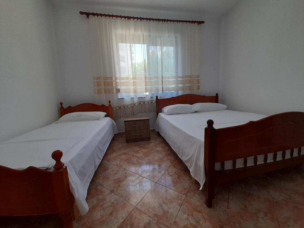 Villa Kurti Durrës Buitenkant foto